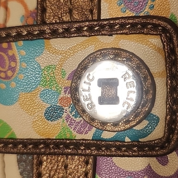 Relic Multicolor Vegan Leather Floral Wallet - Picture 5 of 16